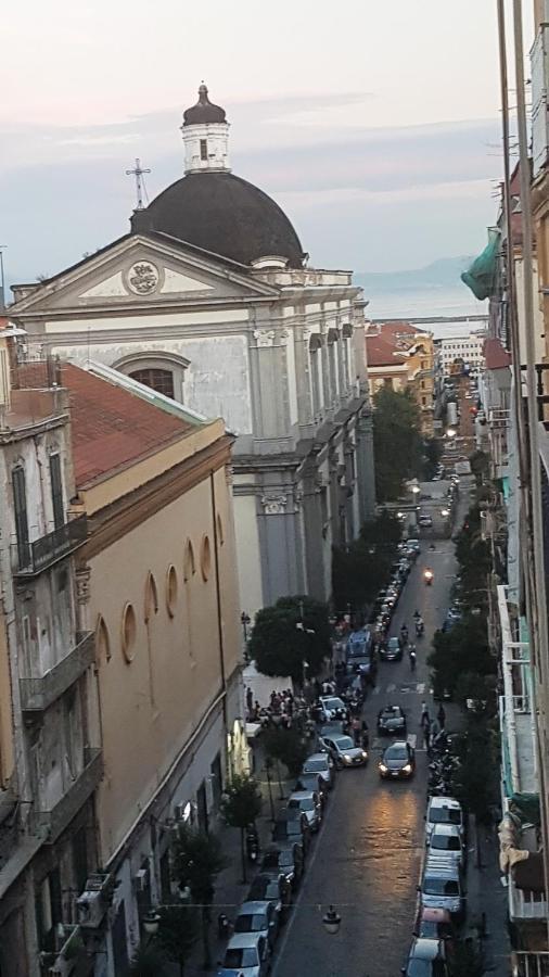نابولي Metro Duomo B&B المظهر الخارجي الصورة